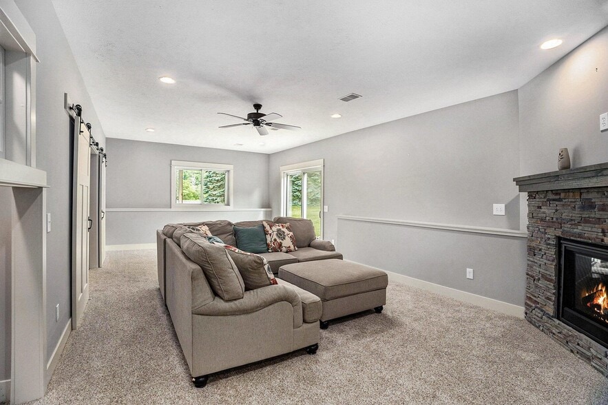 Lower level 2nd family room - 1398 N Lakeshore Dr