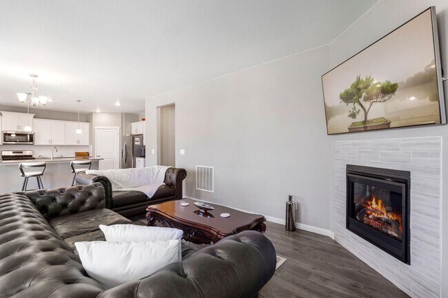 Building Photo - Beautiful New 4 Bed 3 Bath House in North ...