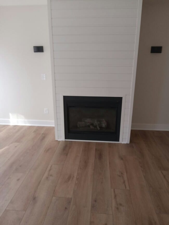 Building Photo - 332 Westberry Cir