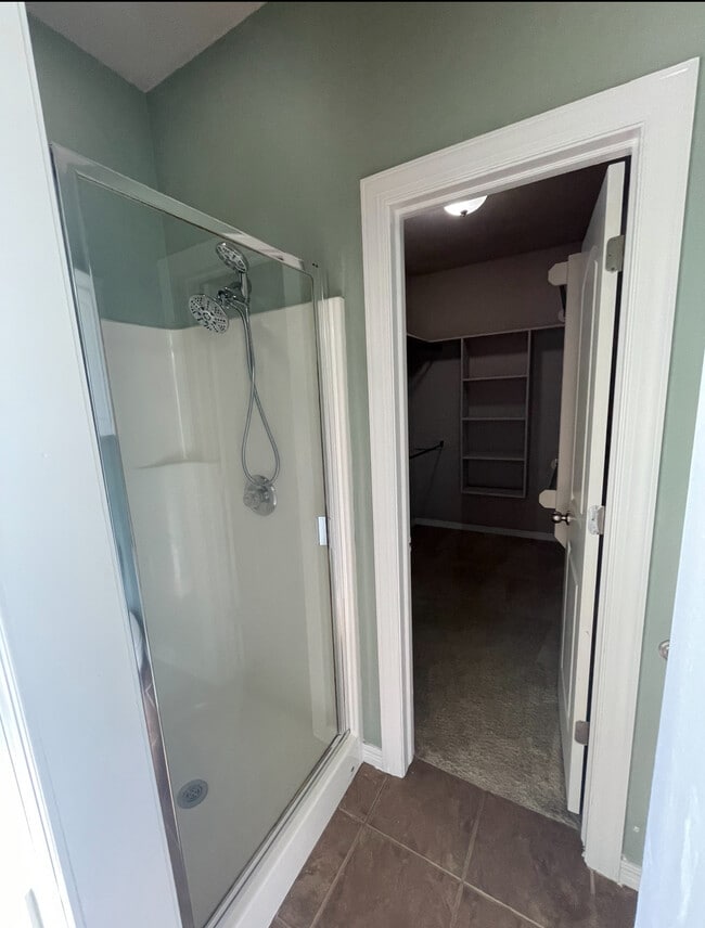 Building Photo - 11220 S Cedar St