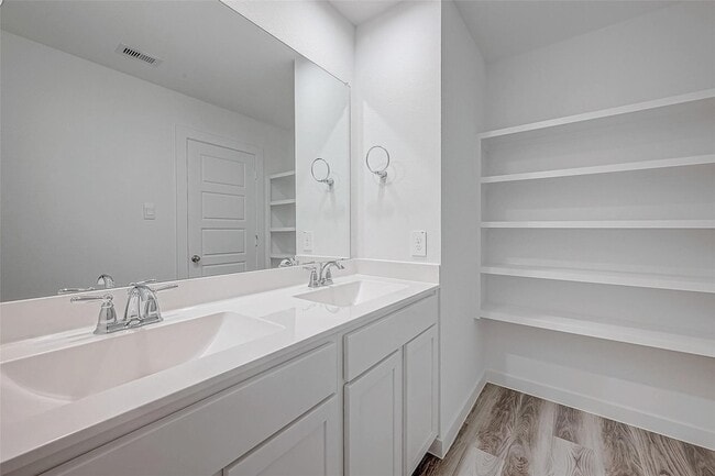 Building Photo - 13426 Sombrero Cay Dr