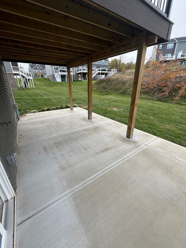 Building Photo - 312 Frances Ln