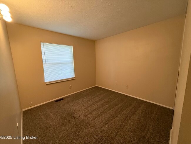Building Photo - 508 Blossom Rd