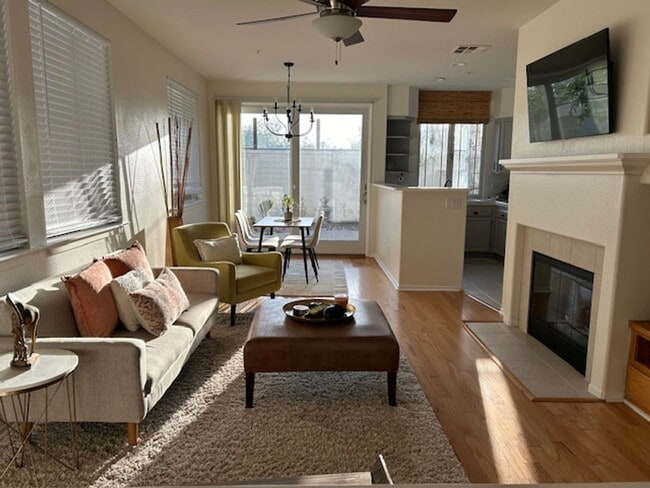 Building Photo - Impressive 2 Story, 2 Bedroom 2.5 Bath tow...