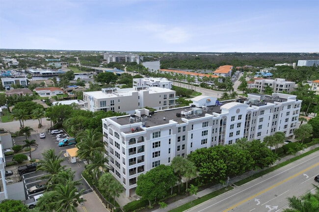 Building Photo - 101 S Ocean Dr