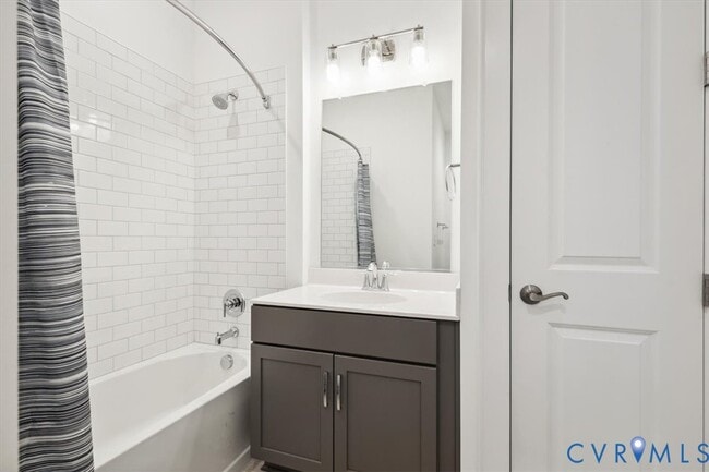 Building Photo - 1722 Old Brick Rd