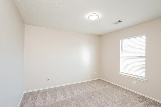 Building Photo - 12910 Hunters Field Ln