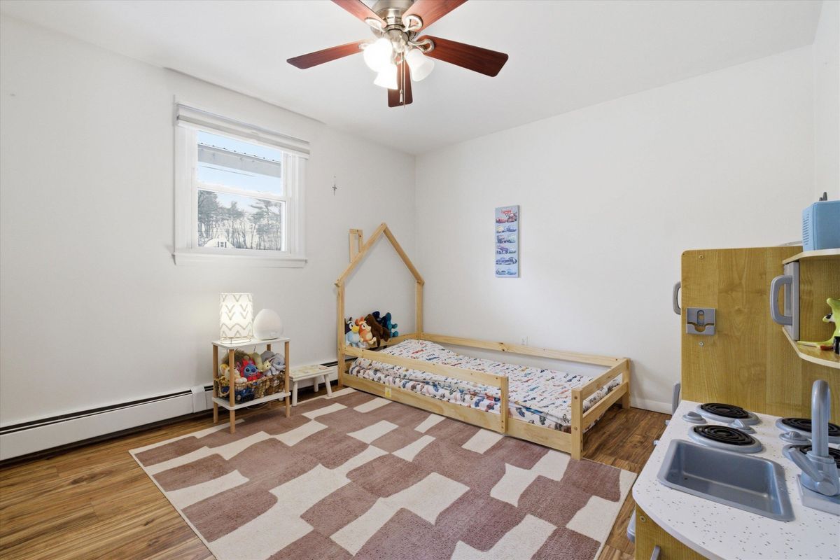 Building Photo - 32 Edinburgh