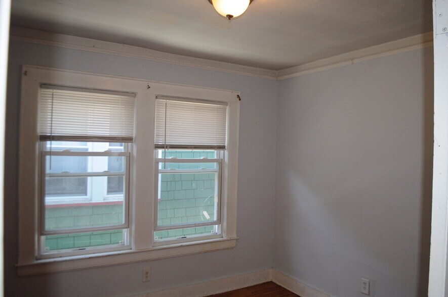 Building Photo - 50 Mission St