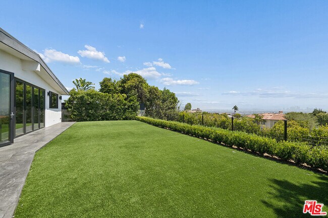 Building Photo - 4132 Punta Alta Dr