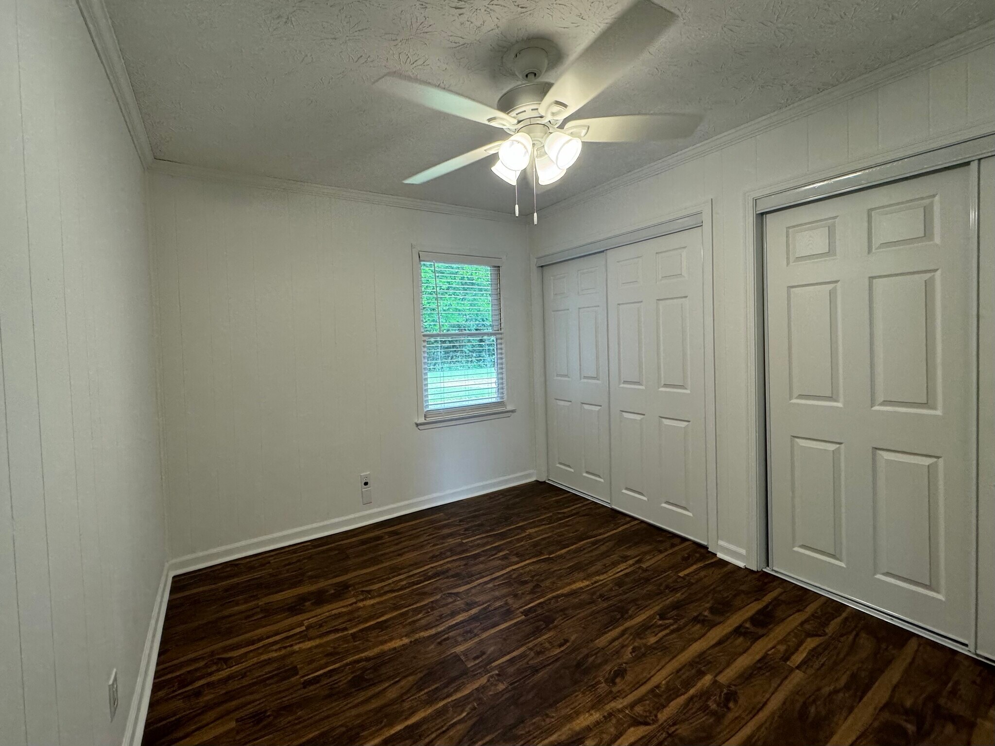 Building Photo - 107 Ledyard Dr