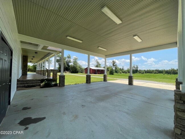 Building Photo - 9137 Eloise Ln