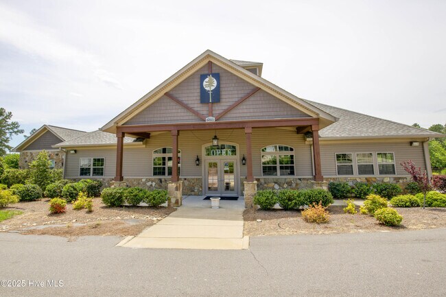 Building Photo - 88 Kensington Dr