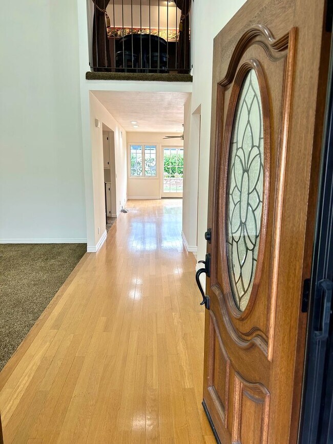 Building Photo - Beautiful 4 Bedroom/3 Bath Home with Bonus Room in Cypress, CA.   SOLAR Installed!