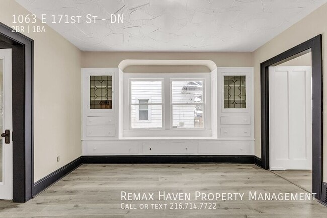 Building Photo - 1063 E 171st St