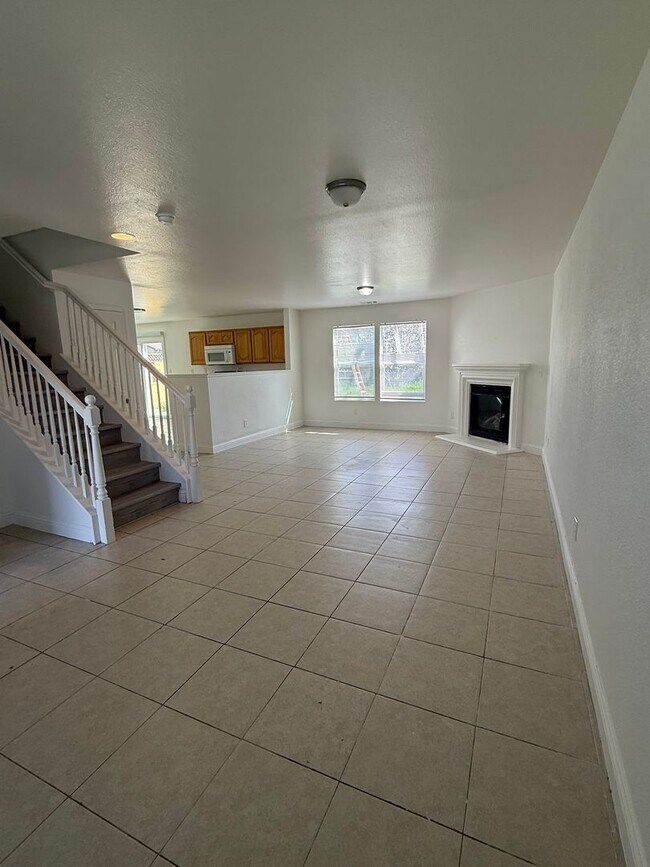 Building Photo - 144 Citadel Ct