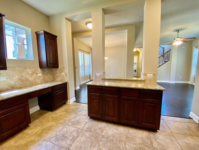 Building Photo - 3 Bedroom 2.5 Bathroom Detached Condo in South Austin!!