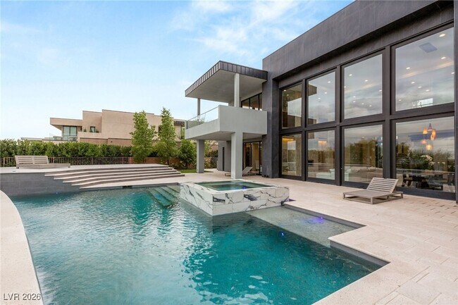 Building Photo - 98 Sun Glow Ln