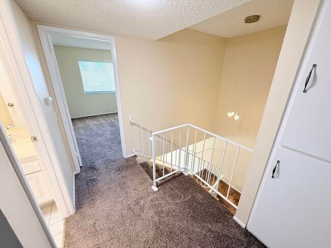 Building Photo - Spacious 3-Bedroom Condo in the Indian Canyon Gardens Community