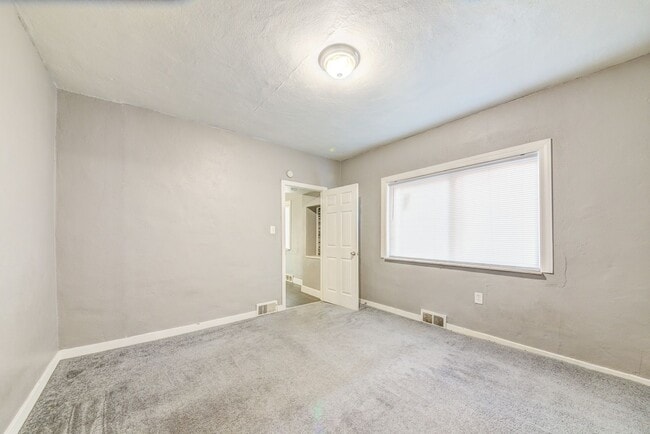 Building Photo - 311 Boggs Ave