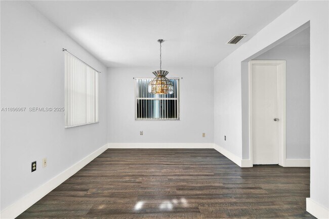 Building Photo - 20537 SW 92nd Ct