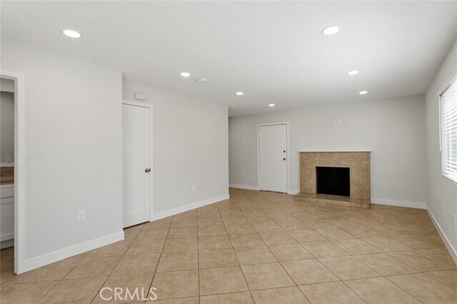 Building Photo - 2963 Elgin Dr