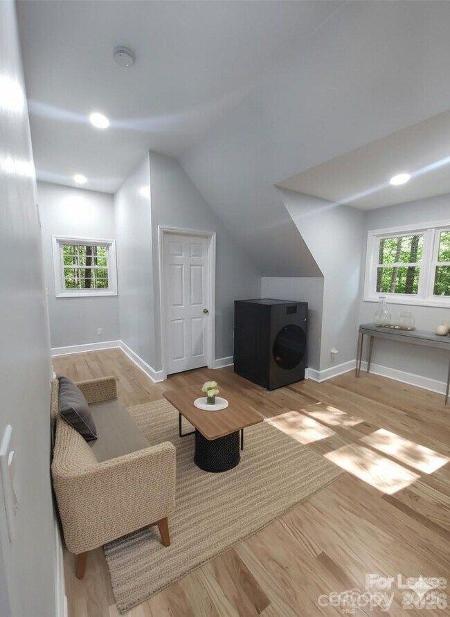 Building Photo - 14625 Phillips Rd