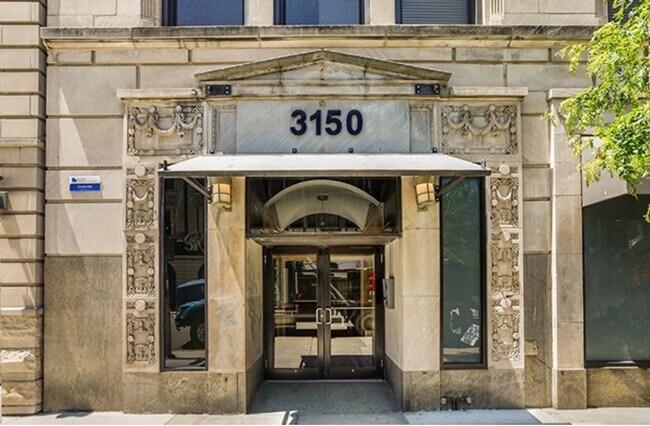 Building Photo - 3150 N Sheffield Ave