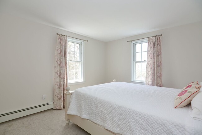 Building Photo - Winter Rental: Just for the Halibut