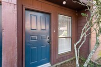 Building Photo - 956 Ridgepoint Ct