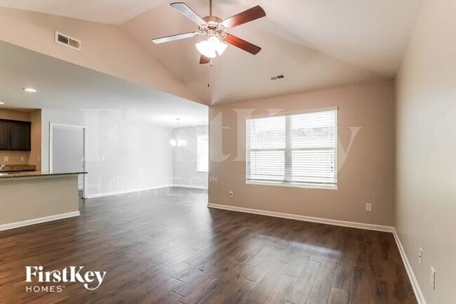 Building Photo - 4631 Woodford Cir