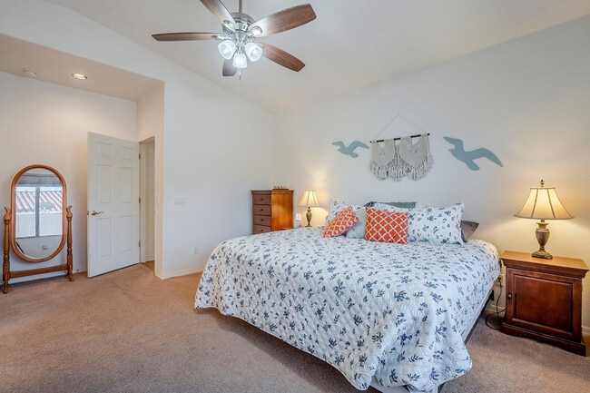Building Photo - 4269 E Cassia Ln
