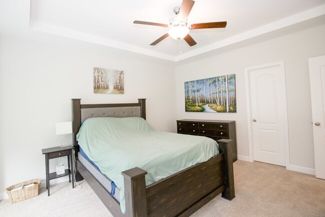 Building Photo - "Spacious 4 Bed, 2.5 Bath Rental in Vass, ...
