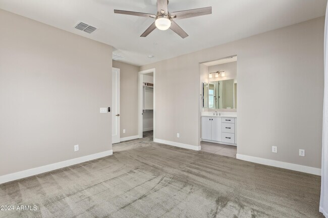 Building Photo - 3104 N 71st St