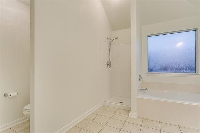Building Photo - 2661 Calmwater Dr