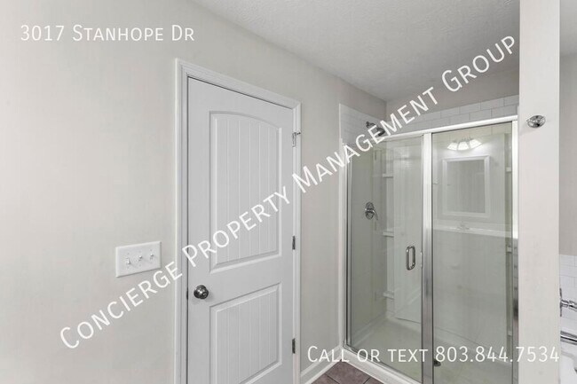 Building Photo - 3017 Stanhope Dr