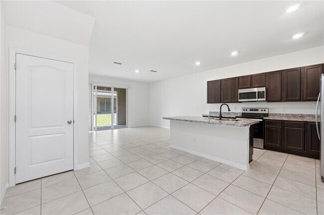 Building Photo - 1228 Yellow Finch Dr