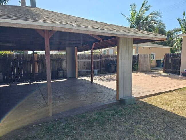 Building Photo - Charming Chula Vista Home with Spacious Yard in a Prime Location