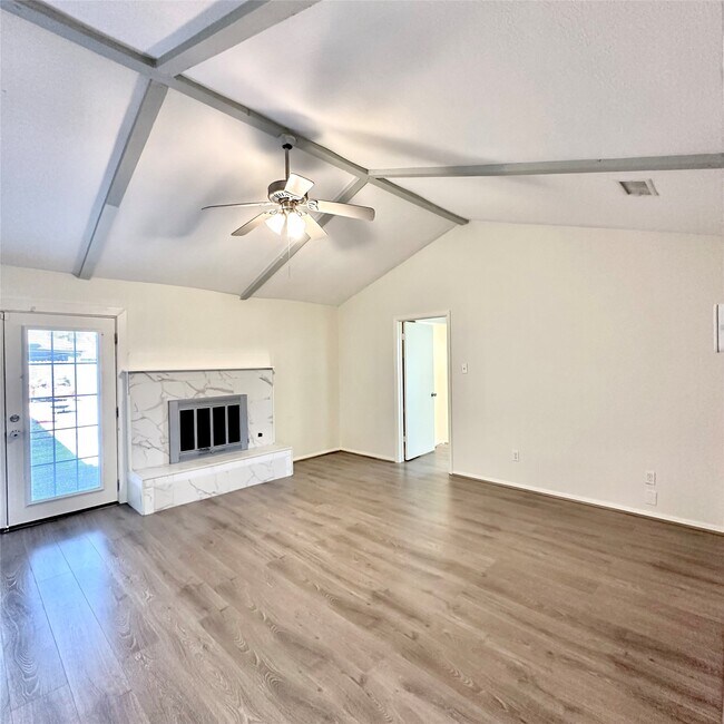 Building Photo - 3803 Black Cricket Ct