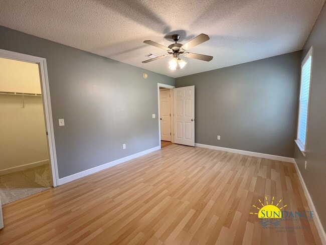 Building Photo - Spacious 3-Bedroom Retreat with New Kitchen Appliances!