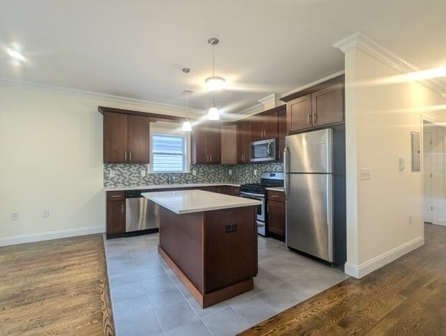 Building Photo - 173 Halladay St
