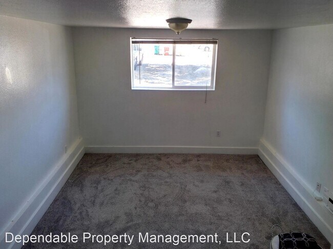 Building Photo - 8 br, 3.5 bath House - 1863 10th Avenue