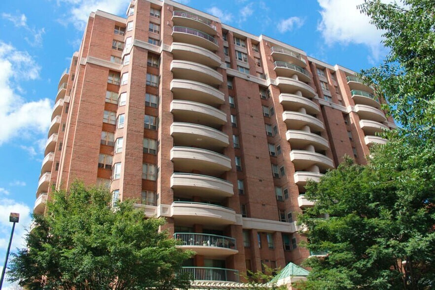 Primary Photo - 4808 Moorland Ln