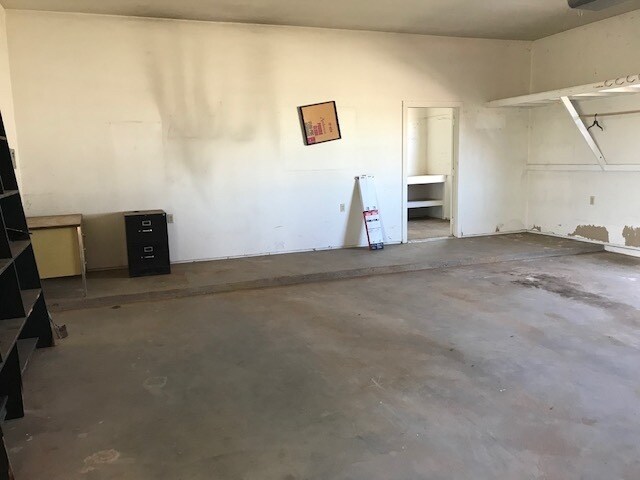 Building Photo - 4950 Milliorn Ranch Rd