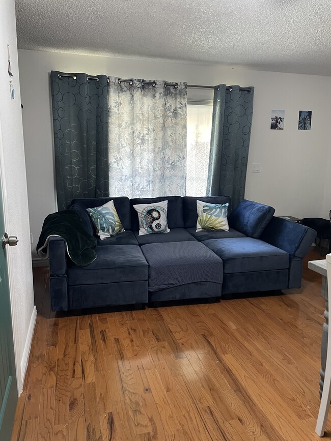 Building Photo - 1373 1st Ave