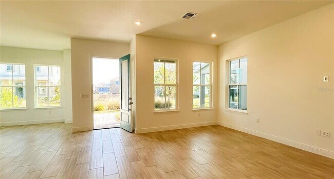 Building Photo - 9851 Gobat Aly