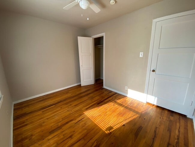 Building Photo - SEPTEMBER  HALF OFF First Month Rent