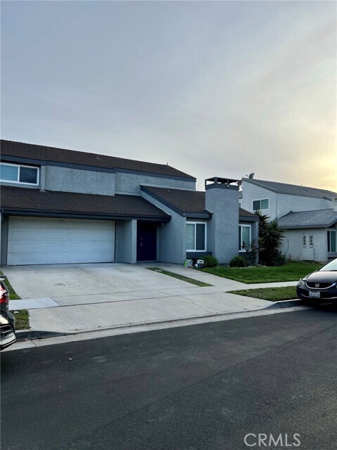 Building Photo - 210 Venice Ave