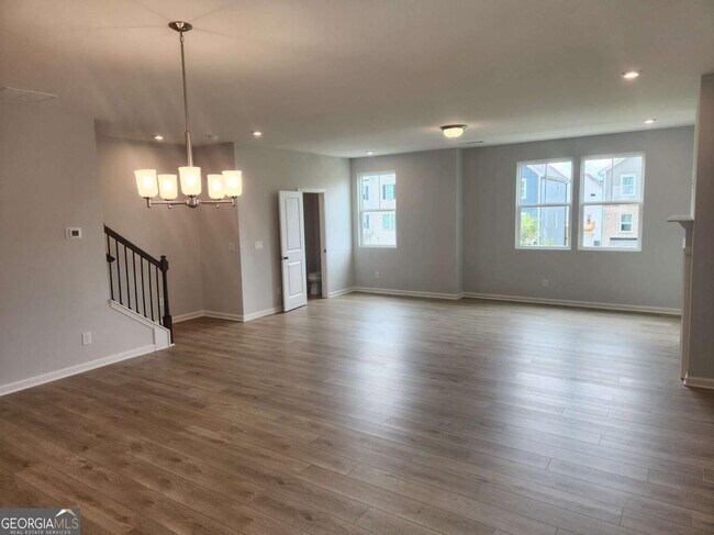 Building Photo - 821 York Aly