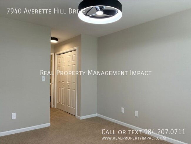 Building Photo - 7940 Averette Hill Dr